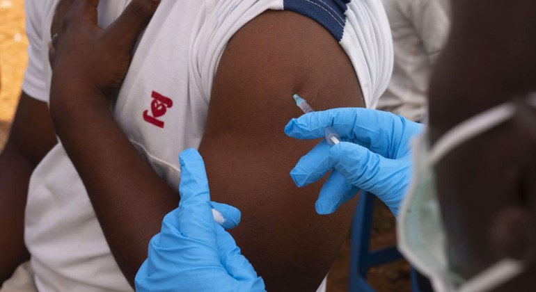 COVID ‘vaccine hoarding’ putting Africa at risk: WHO